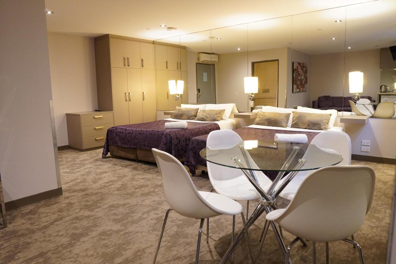 Melbourne Vivo Aparthotel Bagian luar foto