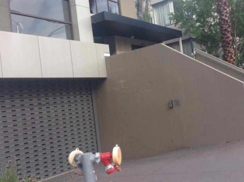 Melbourne Vivo Aparthotel Bagian luar foto